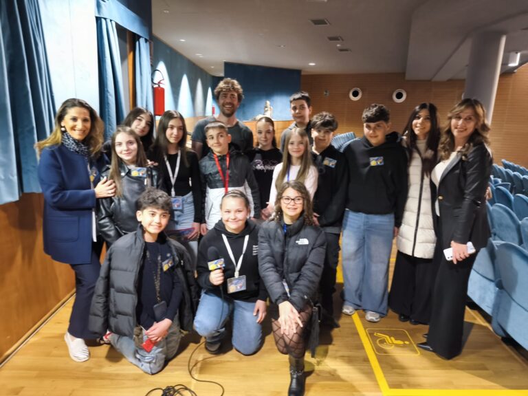 La 2A incontra Giovanni Scifoni: emozione e crescita con “Fra San Francesco”